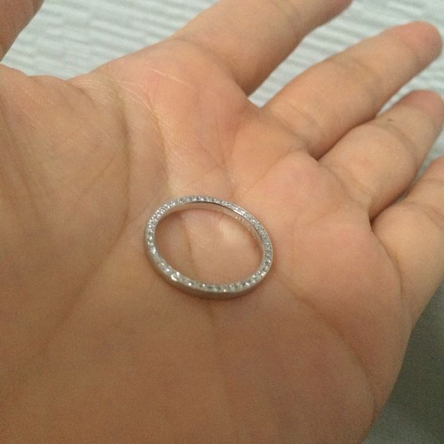 【Love Bond(ラブボンド)の口コミ】 シンプルな指輪がキラキラのダイヤが入ったものかとても悩んでいた私が一…