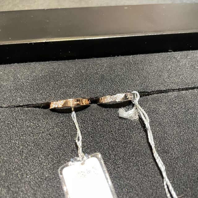 【ヴァン クリーフ＆アーペル(Van Cleef & Arpels)の口コミ】 着用写真はピンクゴールドのものですが、購入したのはプラチナの方です。…