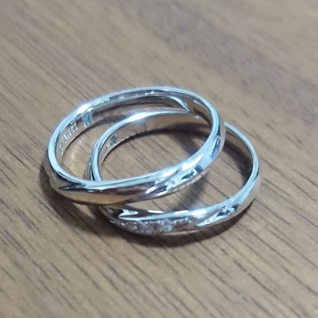 【アイプリモ(I-PRIMO)の口コミ】 普段、アクセサリーは着けないので
派手でなく華美でもなく、いい意味であ…