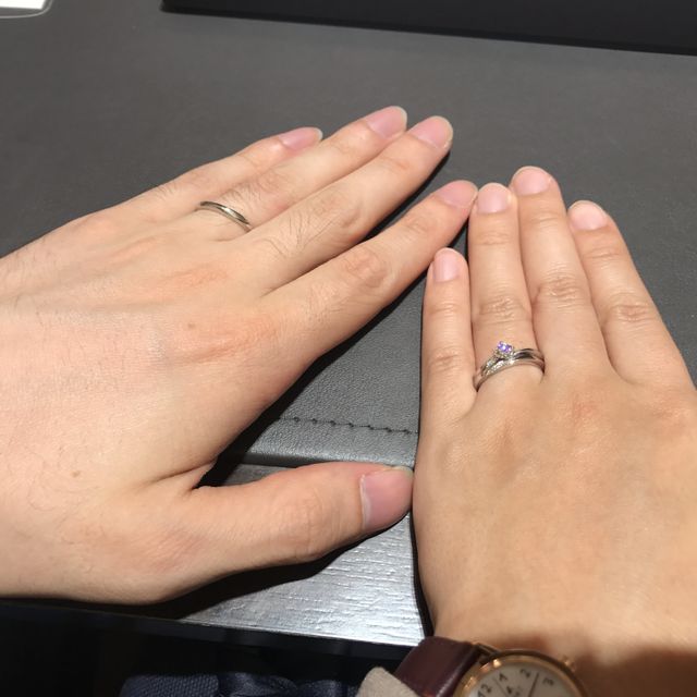 【俄(にわか)の口コミ】 セットで重ねづけできるものを探していました。また、普段指輪をつける機…