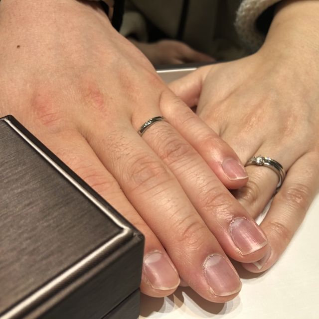 【アイプリモ(I-PRIMO)の口コミ】 女性の指輪のデザインの優先した。特にこだわりもなかったので、女性が気…