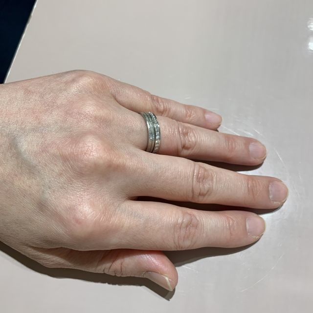 【TRECENTI(トレセンテ)の口コミ】 エタニティリングで中央に大きめのダイヤが入っていて、今の自分にあった…