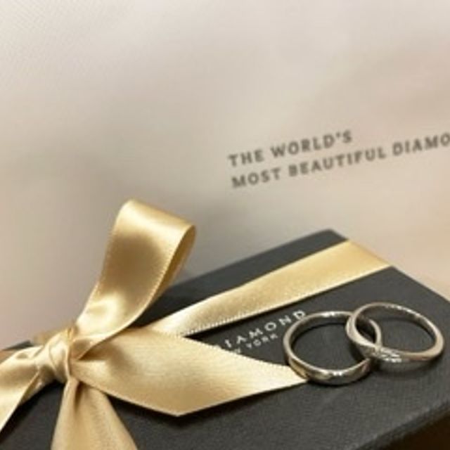 【ラザール ダイヤモンド(LAZARE DIAMOND)の口コミ】 【店員さんの接客、人柄の良さ】が最大の決め手でした。他のお店も何店か…