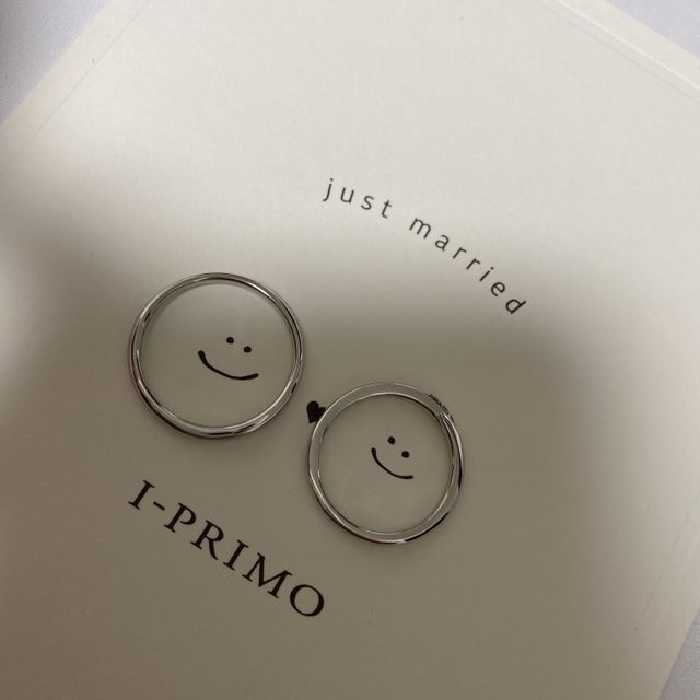 【アイプリモ(I-PRIMO)の口コミ】 指輪をはめたときに違和感なくつけ心地が良かった為。デザインもシンプル…
