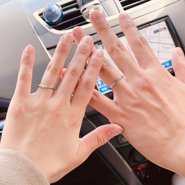 【アイプリモ(I-PRIMO)の口コミ】 ルキナ　女性の指が細く長く見えるウェーブと男性のおしゃれなウェーブ感…