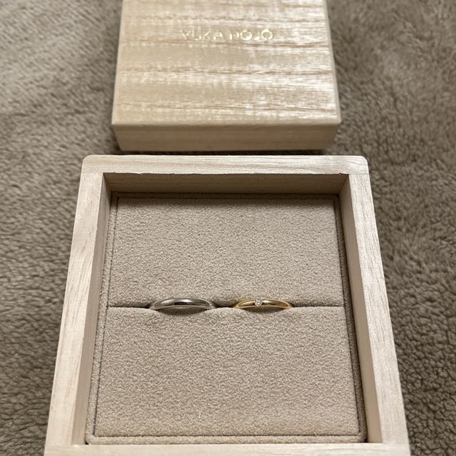 【YUKA HOJO(ユカホウジョウ)の口コミ】 ゴールドでシンプルかつ他の人と被らない指輪を探していました。YUKA HOJO…