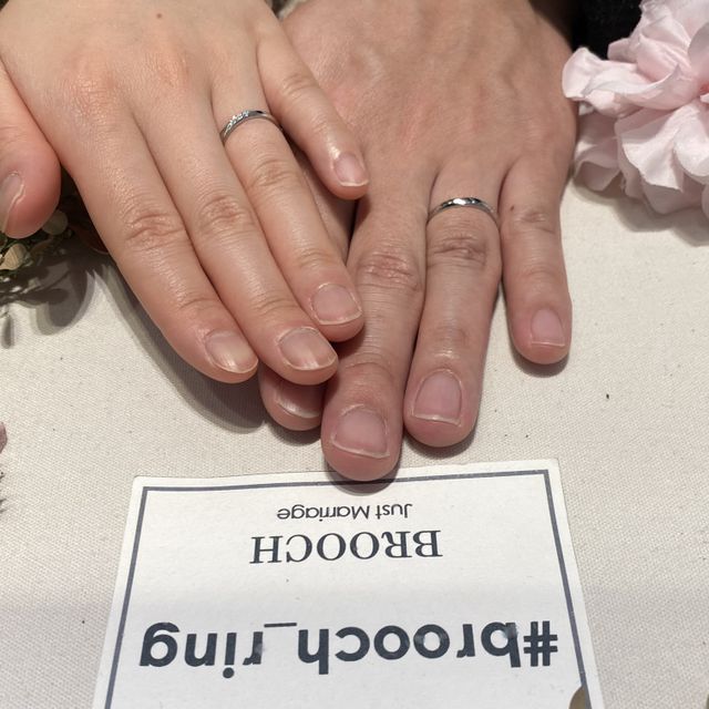 【infinitylove(インフィニティラヴ)の口コミ】 シンプル目ながらダイヤが適度に散りばめられたデザインでキラキラした印…