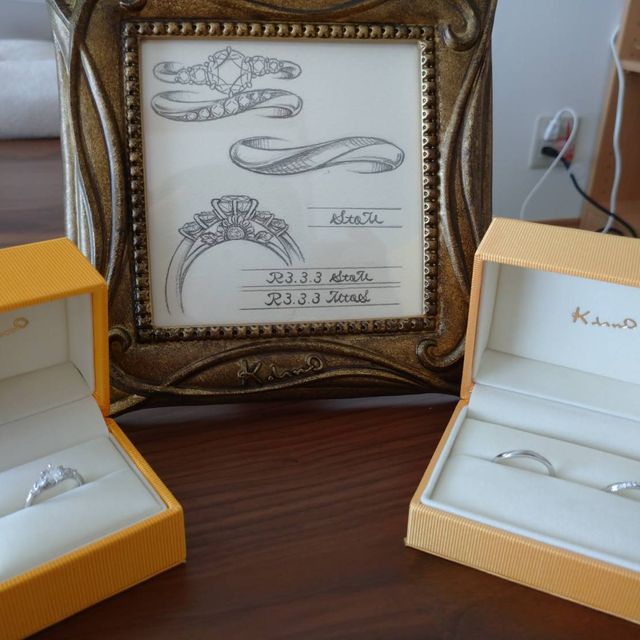 【ケイウノ ブライダル(K.UNO BRIDAL)の口コミ】 婚約指輪については、両親から譲り受けたものをリメイクできるブランドを…