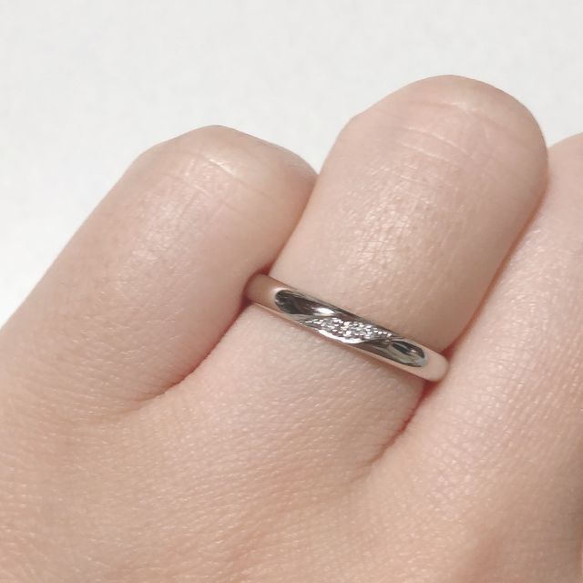 【Something Blue(サムシングブルー)の口コミ】 店舗には色々なデザインがあり、とっても迷いました。しかし、希望を店員…