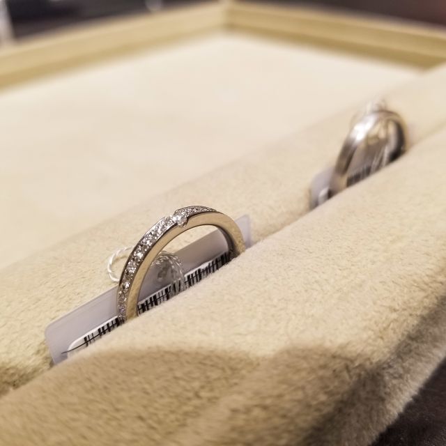 【TRECENTI(トレセンテ)の口コミ】 ホームページでキラキラしたデザインに一目惚れしました。
双子ダイヤモン…