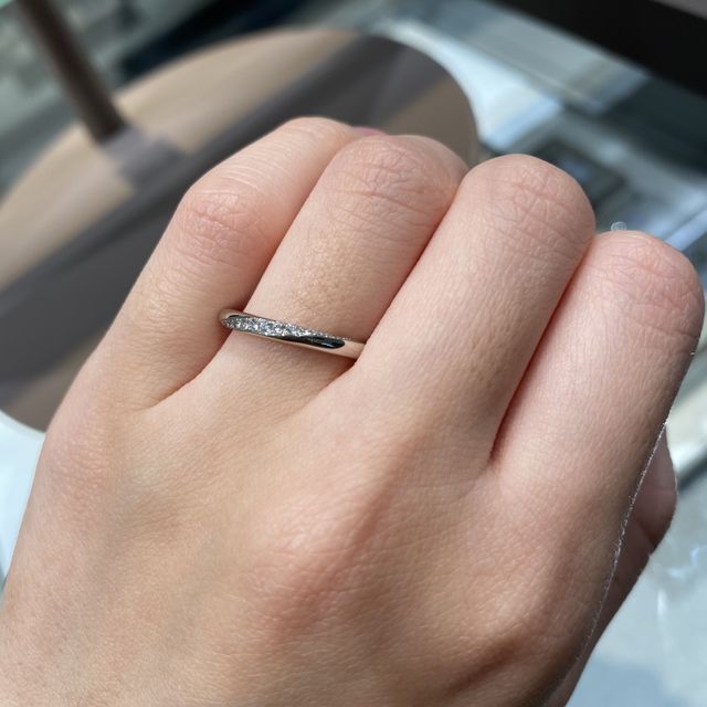 【アイプリモ(I-PRIMO)の口コミ】 ヘラクレスというデザインが1番気に入り、試着しました。この指輪は、ダイ…