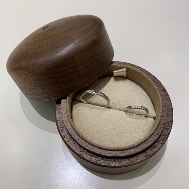 【COLANY(コラニー)の口コミ】 絶妙なウェーブの角度が、手が綺麗に見えてとても気に入った(^^)
ダイヤの…