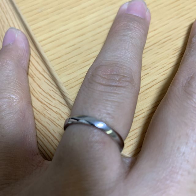 【LAPAGE(ラパージュ)の口コミ】 デザインはツヤとツヤ消しの組み合わせが凄く良くオシャレでカッコいいと…