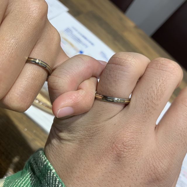 【輪-RIN-の口コミ】 アレルギーの心配があり、チタン製の指輪を選ばせていただきました。
ゴー…