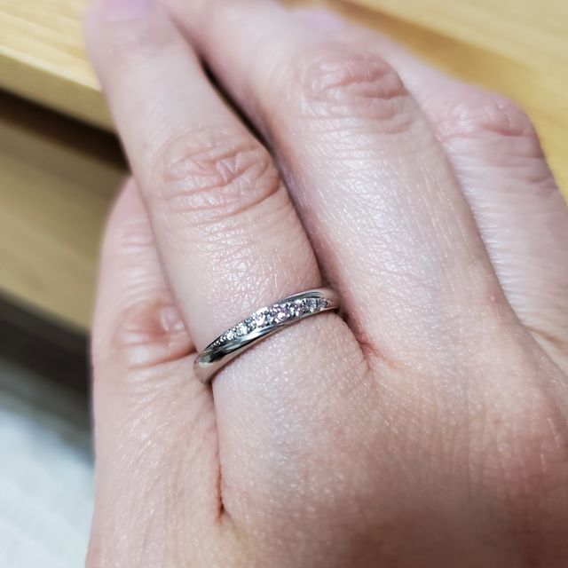 【LEGAN(レガン)の口コミ】 婚約指輪の購入予定がなかったので、ダイヤモンドを入れたい。というのと…