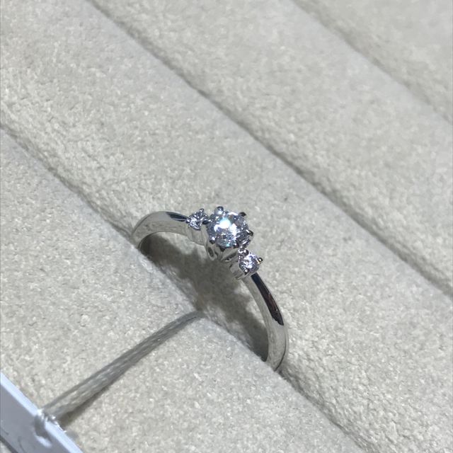 【TRECENTI(トレセンテ)の口コミ】 私は手が小さいので似合うリングがあるか心配だったのですが、こちらの指…
