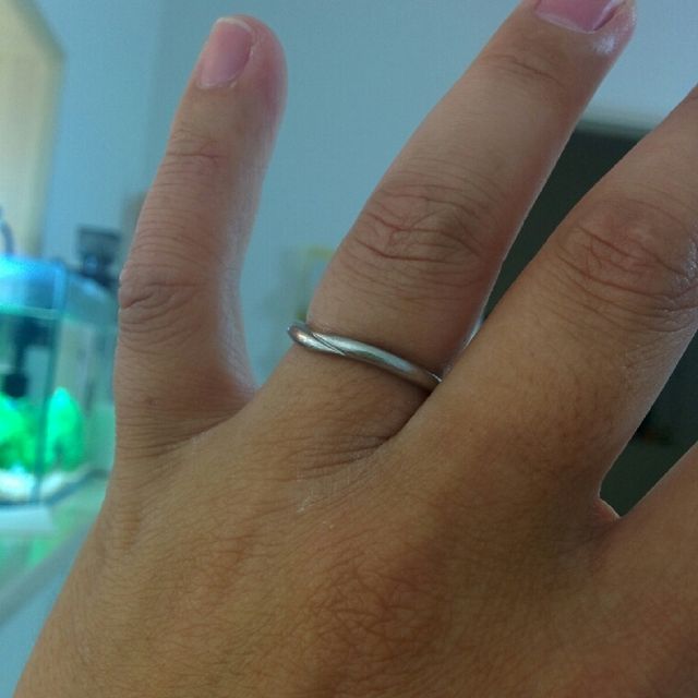 【ティファニー(Tiffany & Co.)の口コミ】 まず価格から入りました。相場もわからないまま店舗を訪れたので、店舗の…