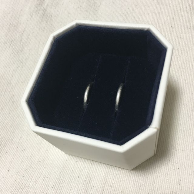 【4℃ BRIDAL(ヨンドシーブライダル)の口コミ】 結婚指輪は常につけたかったので、つけ心地を一番重視して選んでいました…