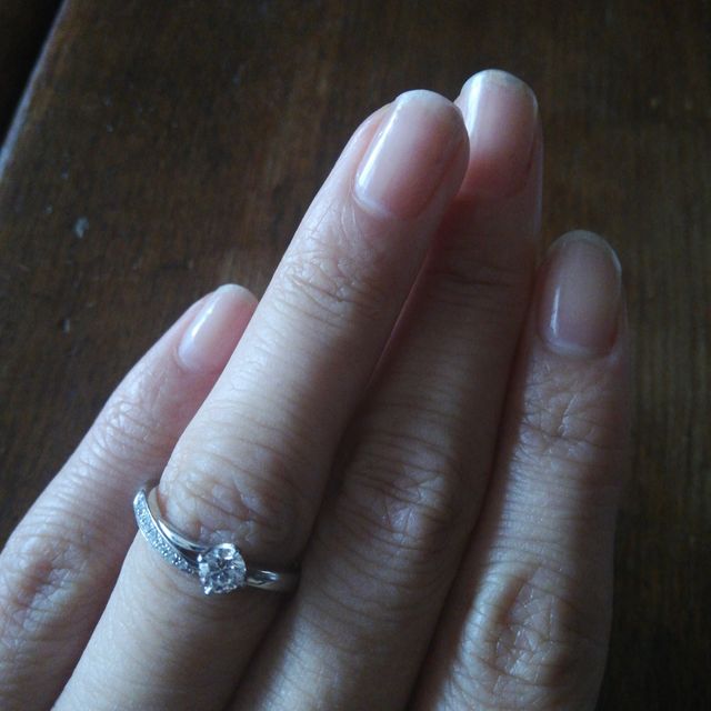 【アイプリモ(I-PRIMO)の口コミ】 とてもラインが綺麗で、ゴージャス感があります。太さも細すぎず、ちょう…