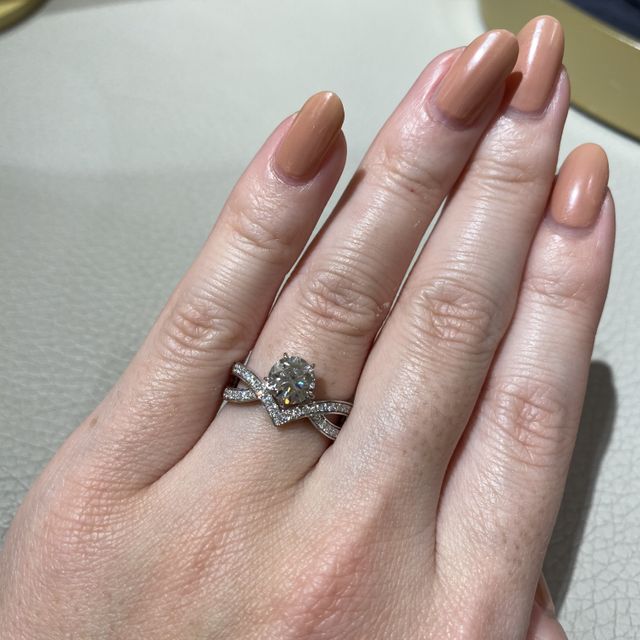 【ショーメ(CHAUMET)の口コミ】 他にはないデザインでとっても素敵でした。
他のジョセフィーヌの中でもま…