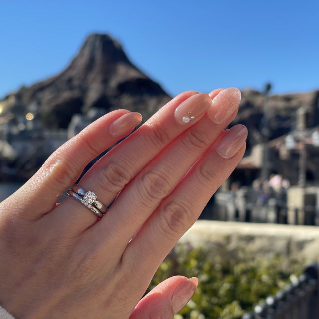 【ティファニー(Tiffany & Co.)の口コミ】 婚約指輪にハーモニーを頂いていたので重ね付けした時にそれに合うものを…