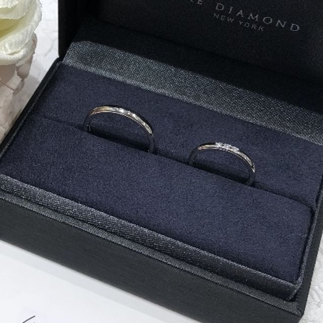 【ラザール ダイヤモンド(LAZARE DIAMOND)の口コミ】 ダイヤモンドが3石タイプの指輪を探しておりいろいろな店舗を回りました。…