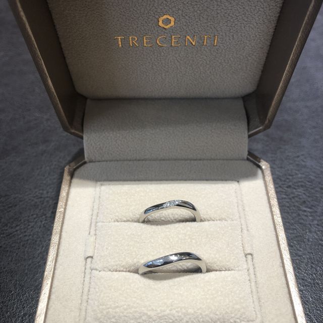 【TRECENTI(トレセンテ)の口コミ】 今回、結婚指輪を購入しました。事前に何店舗か専門店を調べていました。…