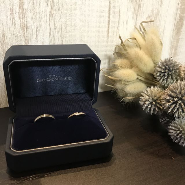 【銀座ダイヤモンドシライシの口コミ】 お互い気に入ったデザインに出会えたため購入を決めました。
その日に数軒…