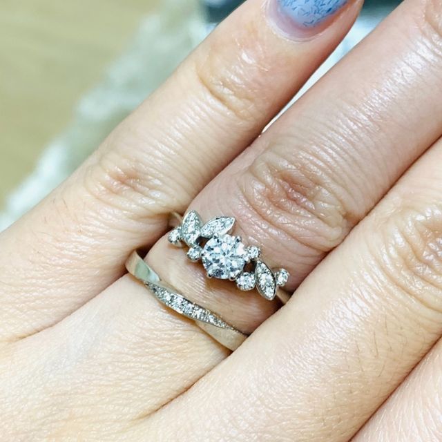 【LAPAGE(ラパージュ)の口コミ】 インスタで見つけて、ほぼ一目惚れでした。オンリーワンのデザインで華や…