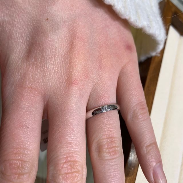 【TRECENTI(トレセンテ)の口コミ】 エッピアという指輪です。プラチナを普通のリングと比べても1.8倍使用して…