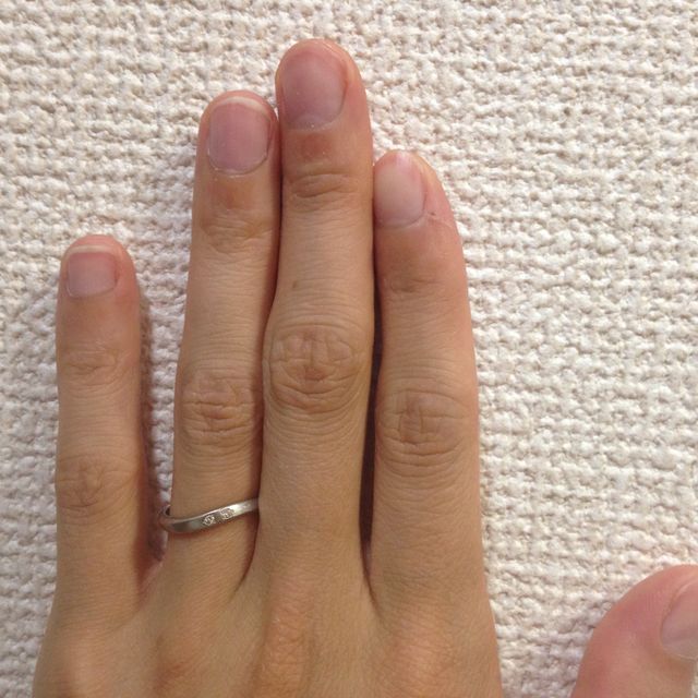 【エクセルコダイヤモンド(EXELCO DIAMOND)の口コミ】 少しねじれた形なのですが、これは水かきが他の国の方に比べて大きい日本…