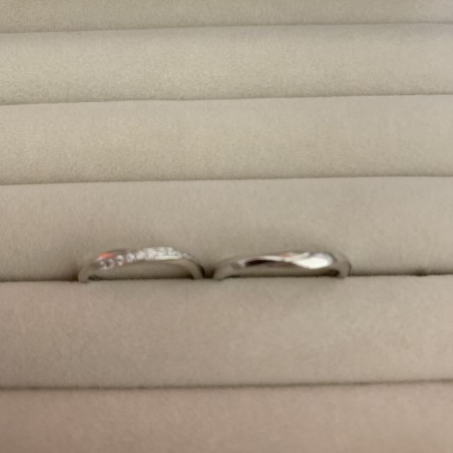 【銀座ダイヤモンドシライシの口コミ】 デザインが豊富で選びやすく、何度も悩んだ末に、初めに一目惚れしたもの…