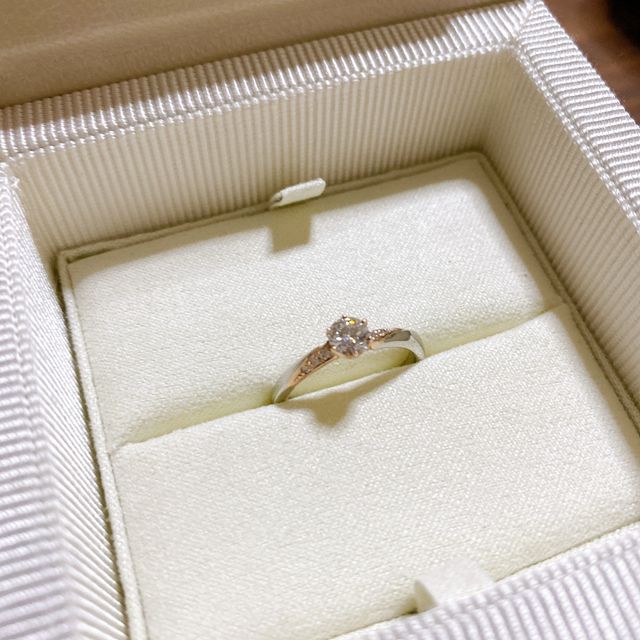 【AMOUR AMULET(アムール・アミュレット)の口コミ】 試着した際に、今まで試着してきたものよりもフィットする感じがしました…