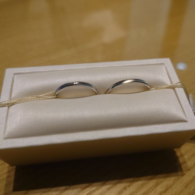 【Ponte Vecchio(ポンテヴェキオ)の口コミ】 つや消しのデザイン加工で、さりげないお洒落ができます。つや消しのおか…