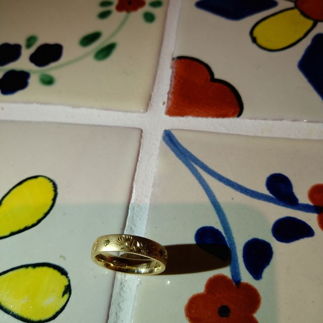 【MIORING(ミオリング)の口コミ】 彼が着物好きで和風好みな人なので和風なリングを選ぶことになりました。
…