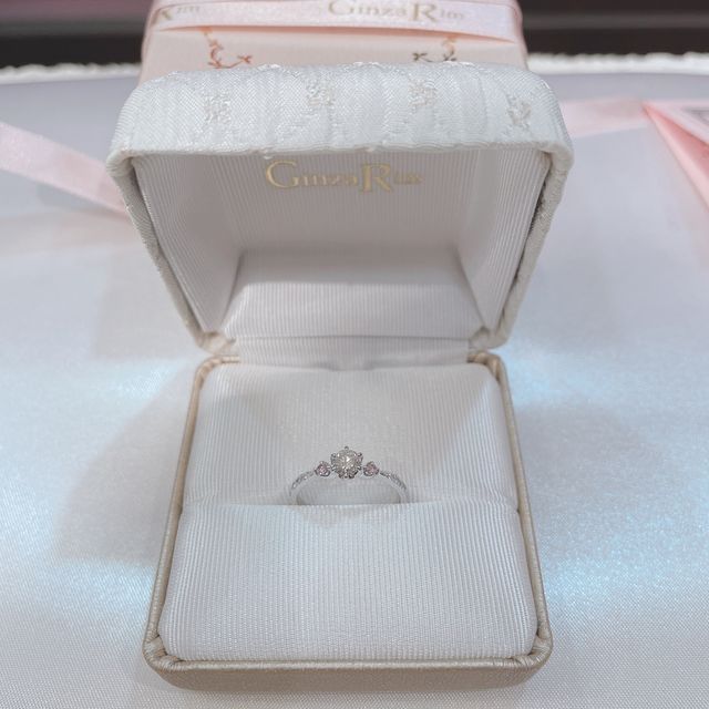 【Ginza Rim(銀座リム)の口コミ】 ピンクダイヤモンドがついてる指輪が
欲しかったのでこちらのお店にしまし…