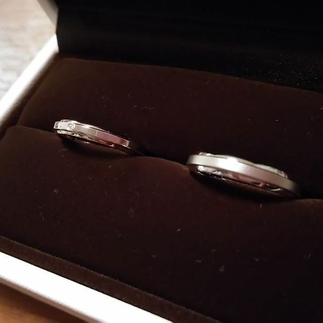 【アイプリモ(I-PRIMO)の口コミ】 ピンクゴールドとプラチナの合わさるデザインがとても気に入り購入しまし…