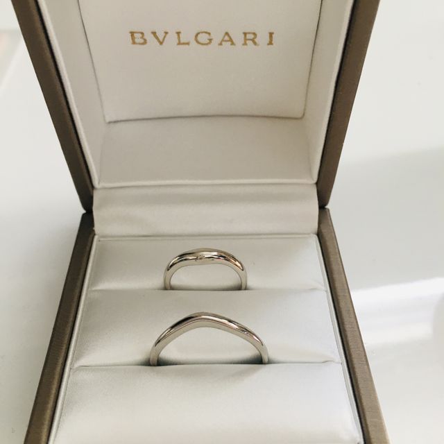 【ブルガリ(BVLGARI)の口コミ】 色々なショップで様々なリングを何日もかけて何度も何度も回りましたが、…