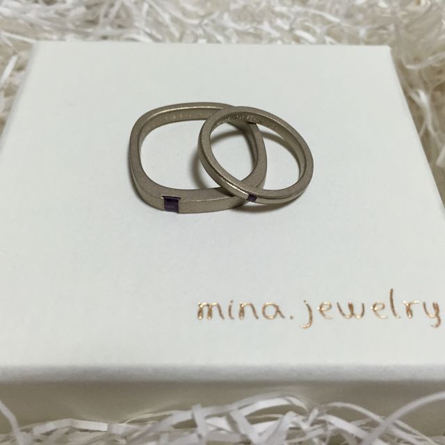 【mina.jewelry(ミナジュエリー)の口コミ】 自分たちのオリジナルデザインの指輪をセルフメイキングできるところで探…