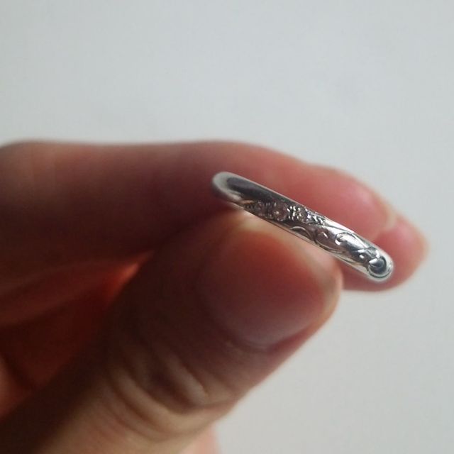 【ケイウノ ブライダル(K.UNO BRIDAL)の口コミ】 他のブランドの結婚指輪も見ましたが、どれを見てもありきたりなデザイン…