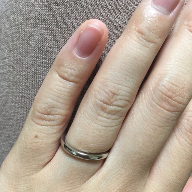 【アイプリモ(I-PRIMO)の口コミ】 価格、デザインともに満足です。 ダイヤなしのものにしたのですが、シンプ…