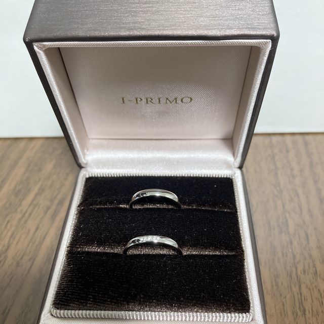 【アイプリモ(I-PRIMO)の口コミ】 金属アレルギー対応のものを探していて
こちらのユノーというデザインのも…