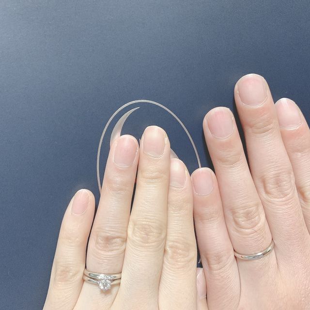 【銀座ダイヤモンドシライシの口コミ】 デザインと価格に満足して購入しました。
ダイアモンドに関して非常に丁寧…