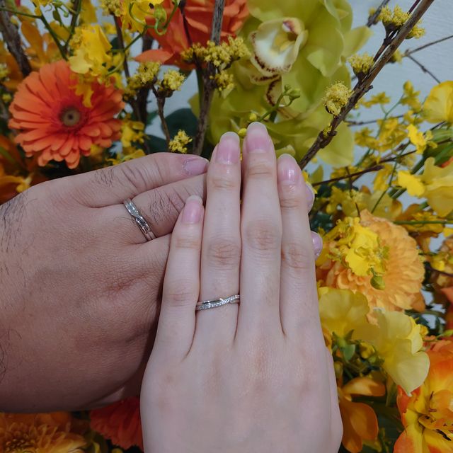 【宝寿堂(ほうじゅどう)の口コミ】 決め手の一番はデザインです。二人の指の形にもあっていて可愛らしすぎず…