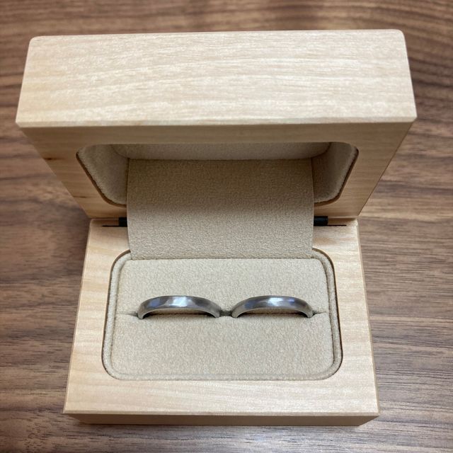 【uchimari(ウチマリ)の口コミ】 手作り感があるややぼこぼこしたデザインを選びました。同じ説明を受けて…