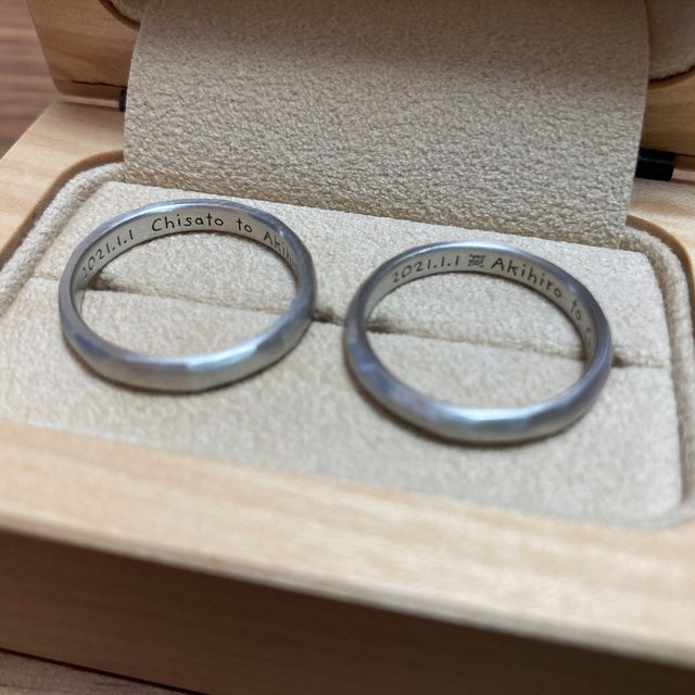 【uchimari(ウチマリ)の口コミ】 手作り感があるややぼこぼこしたデザインを選びました。同じ説明を受けて…