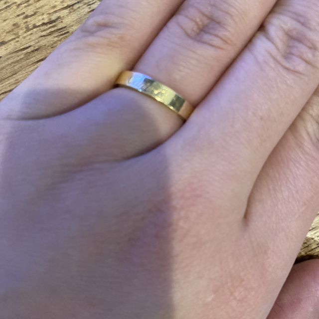 【カルティエ(Cartier)の口コミ】 元々シンプルなデザインが好きなのと、シルバーではなく、ゴールドが欲し…