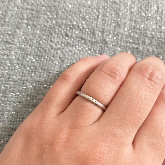 【ティファニー(Tiffany & Co.)の口コミ】 どんなデザインがいいかあまり決めずに向かいました。
たくさんショーケー…