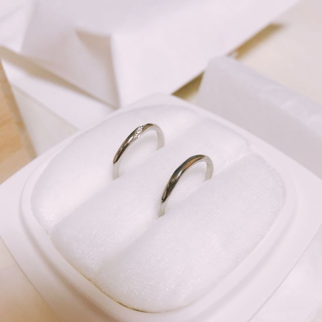 【俄(にわか)の口コミ】 婚約指輪とセットになる結婚指輪にするつもりでしたが
いろいろ見た結果こ…