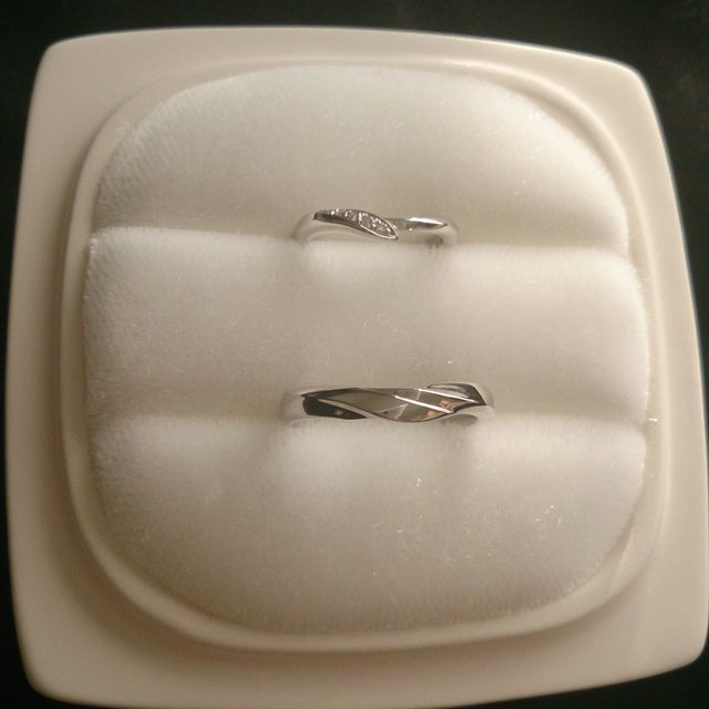 【俄(にわか)の口コミ】 入籍して指輪の購入を考えていた時に、何気なく入ったお店でした。
ちょっ…